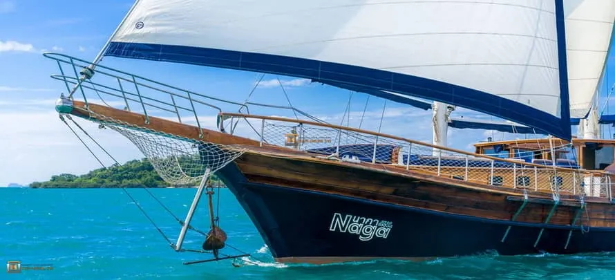 Angthong-Naga-Boutique-Yachting-Tour-Online-SYS-1