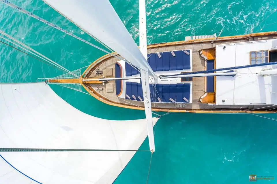 Angthong-Naga-Boutique-Yachting-Tour-Online-SYS-B-12