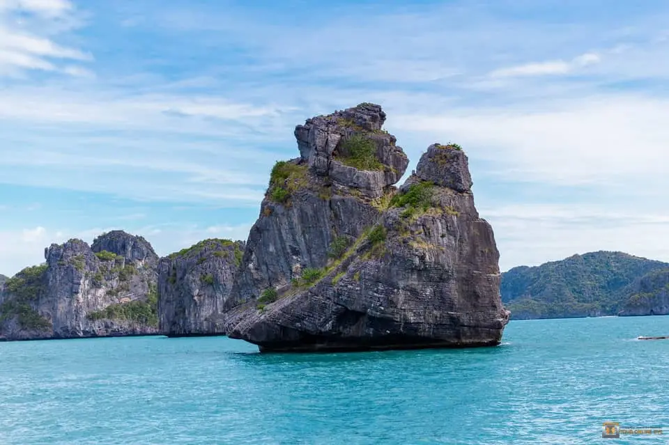 Angthong-Naga-Boutique-Yachting-Tour-Online-SYS-B-7