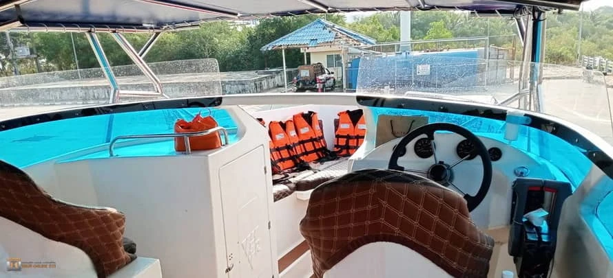 Private speedboat 1 engine H4